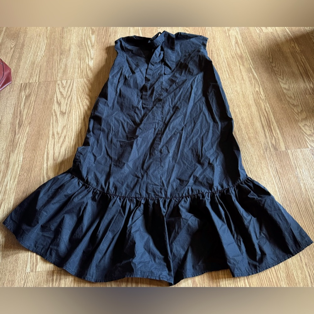Vineyard Vines Black dress